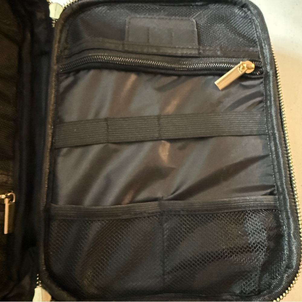 French Connection - Black Professional Travel Pouch - New With Tags - Picture 4 of 8